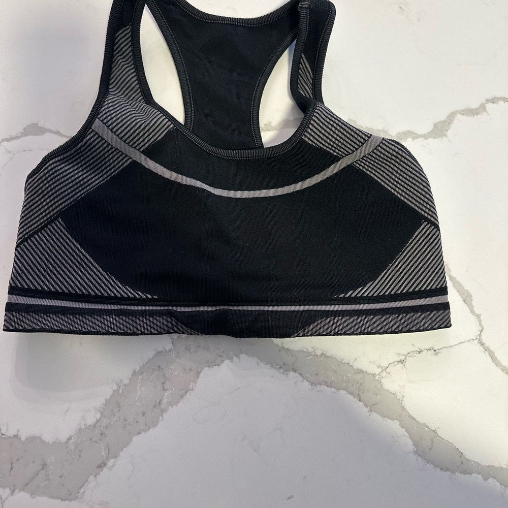 Black and Gray Women's Sports Bra